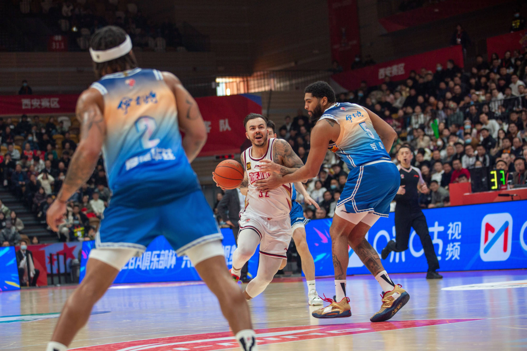 包含球员技术再度提升,场上风采十足的词条 包含球员技术再度提升,场上风采十足的词条