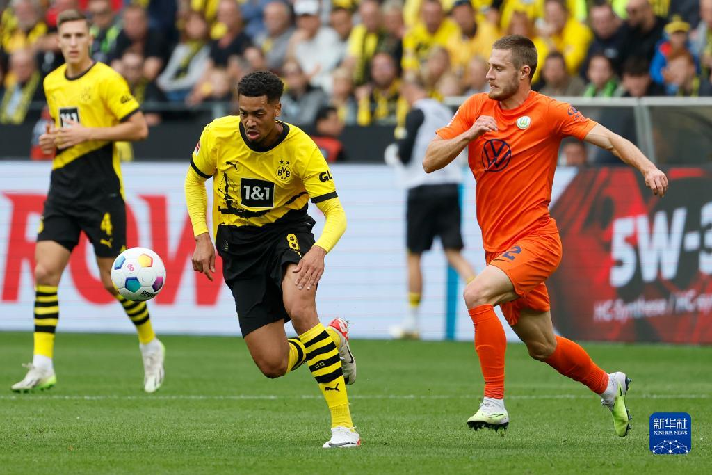 包含多特蒙德大胜沃尔夫斯堡,稳坐积分榜前列的词条 包含多特蒙德大胜沃尔夫斯堡,稳坐积分榜前列的词条