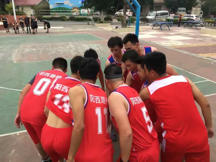 荷兰篮球联赛:阿姆斯特丹勇士队奋勇拼搏,力争上游 荷兰篮球联赛:阿姆斯特丹勇士队奋勇拼搏,力争上游