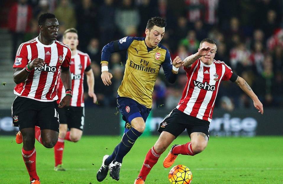 南安普顿客场惜败，维拉从此无敌