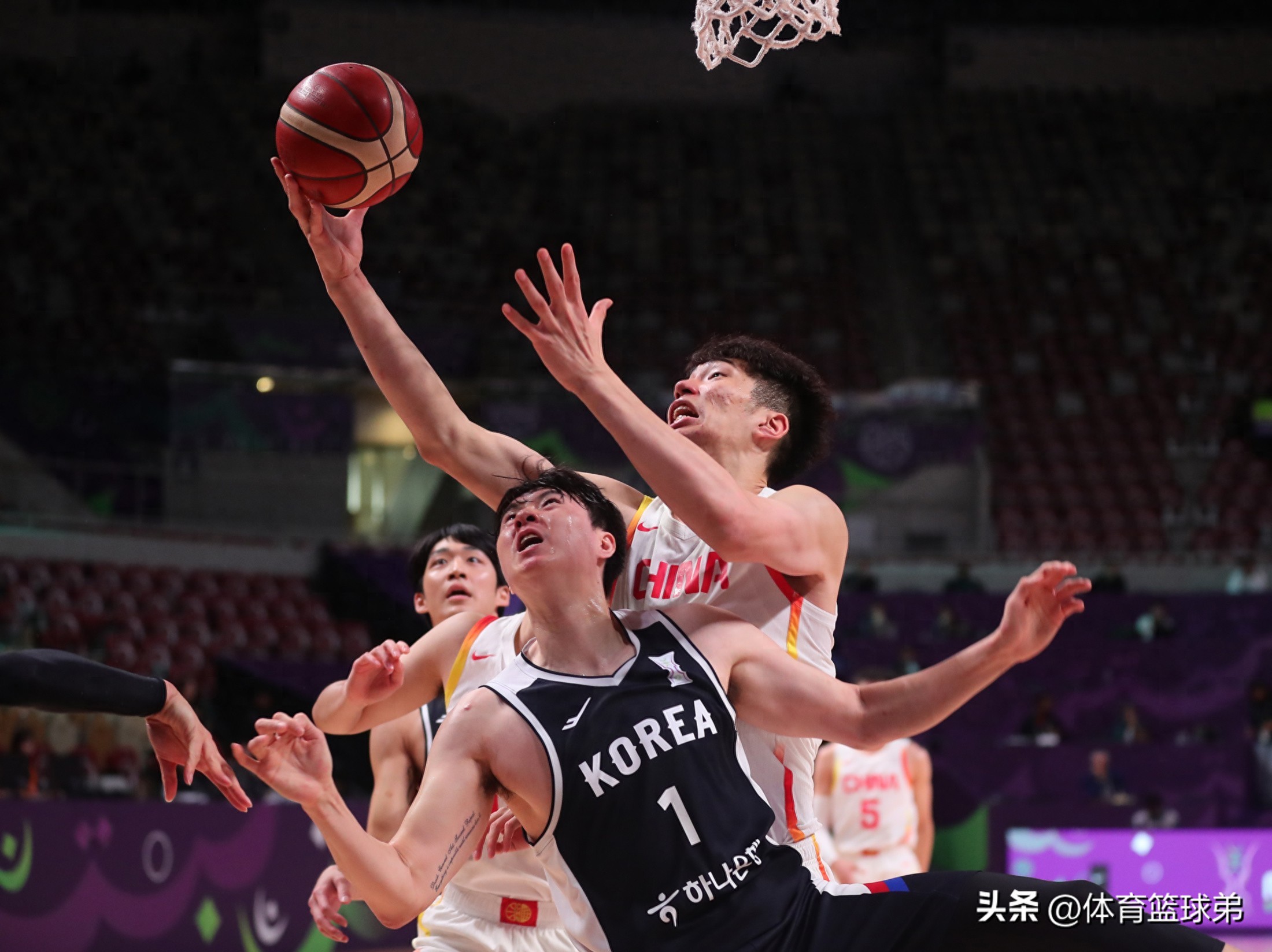 哥伦比亚男篮实现逆袭,晋级八强 哥伦比亚男篮实现逆袭,晋级八强